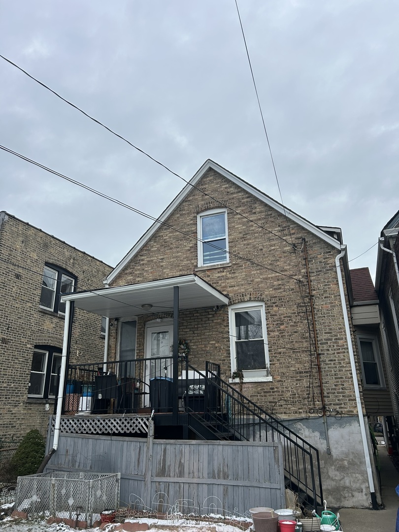 4142 North Bernard Street Chicago IL 60618