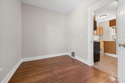 614 South Lincoln Avenue Aurora IL 60505