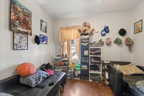 614 South Lincoln Avenue Aurora IL 60505