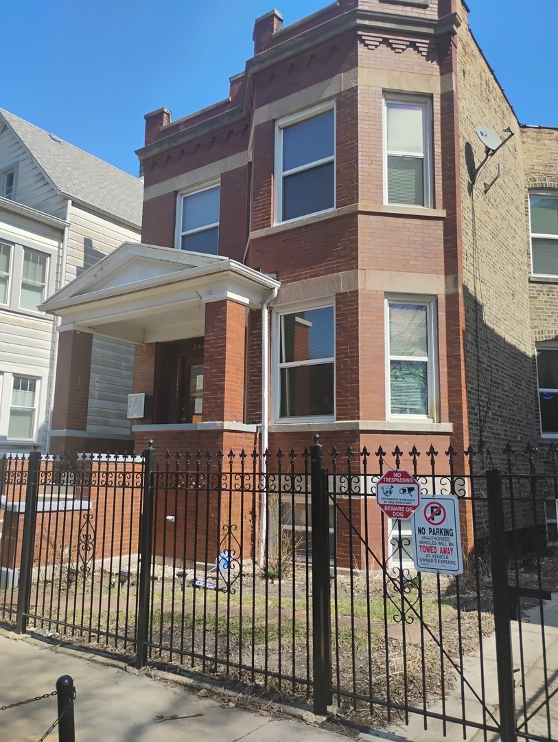 2441 North Hamlin Avenue Chicago IL 60647