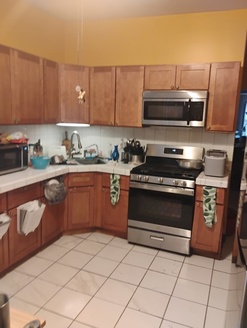 2441 North Hamlin Avenue Chicago IL 60647