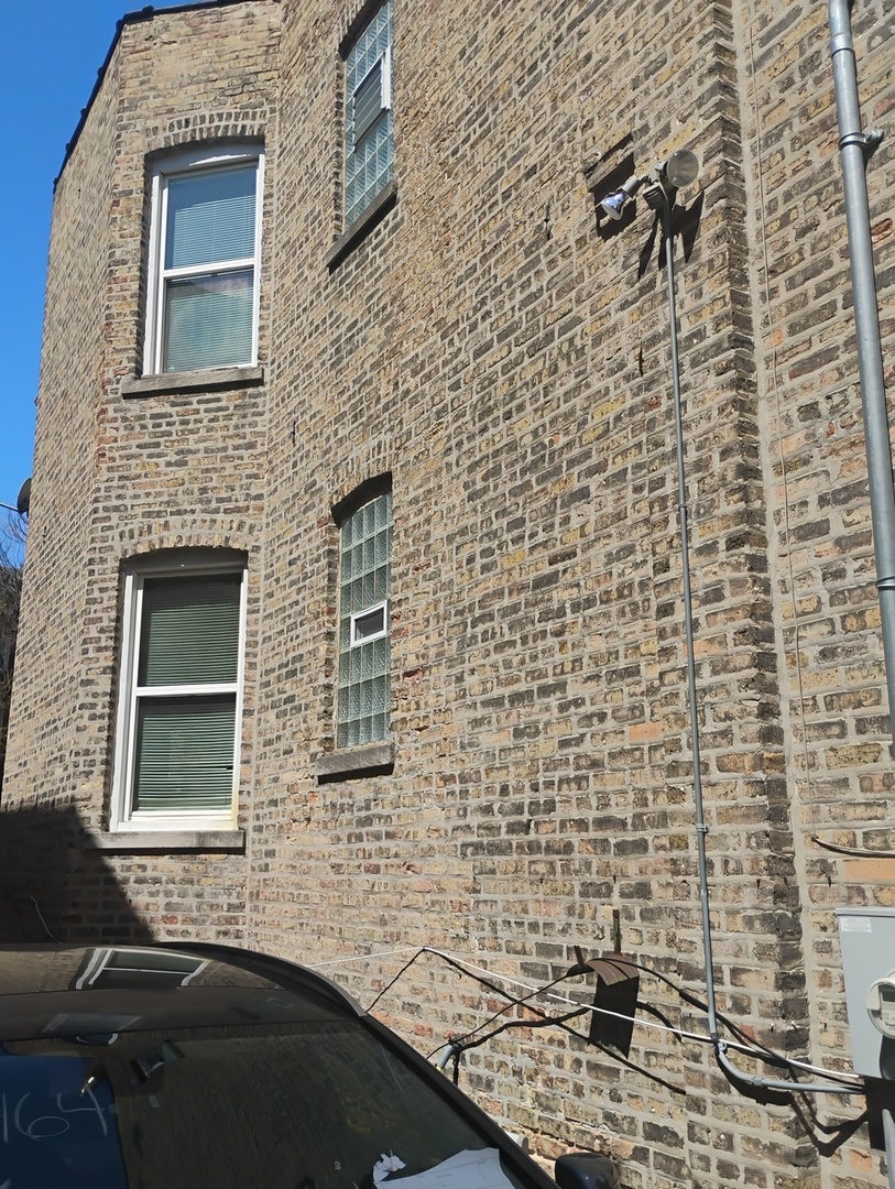 2441 North Hamlin Avenue Chicago IL 60647
