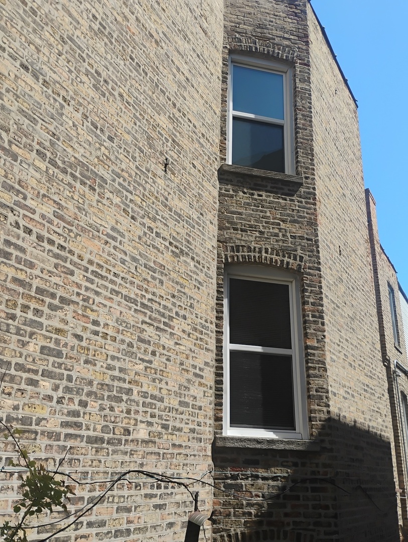 2441 North Hamlin Avenue Chicago IL 60647