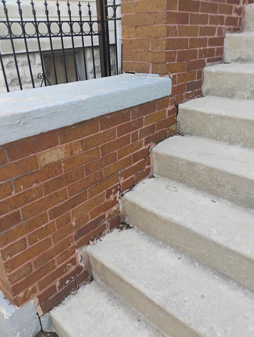 2441 North Hamlin Avenue Chicago IL 60647