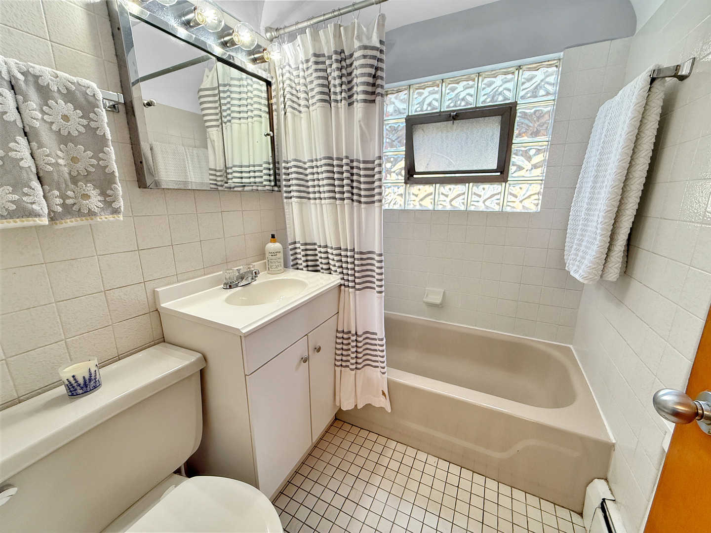 11143 South Christiana Avenue Chicago IL 60655