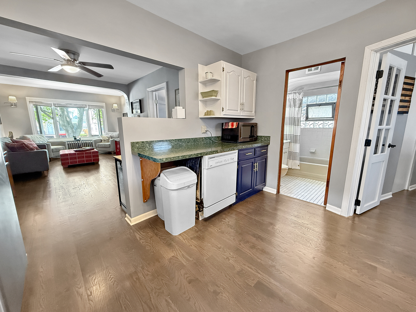 11143 South Christiana Avenue Chicago IL 60655