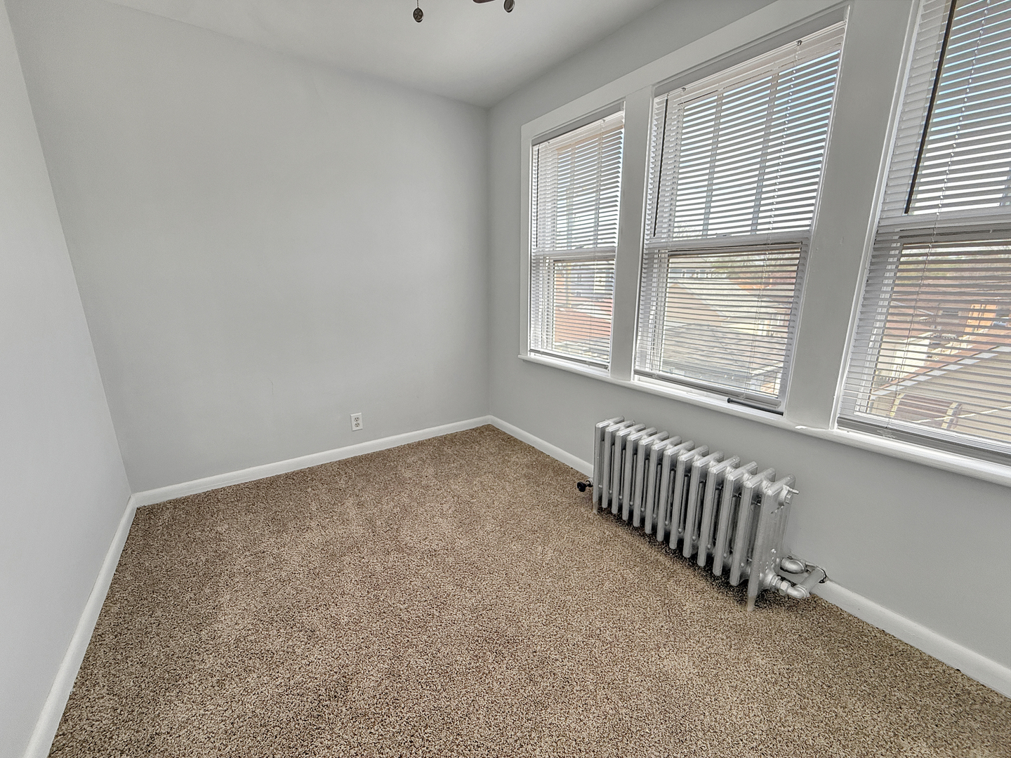 11143 South Christiana Avenue Chicago IL 60655