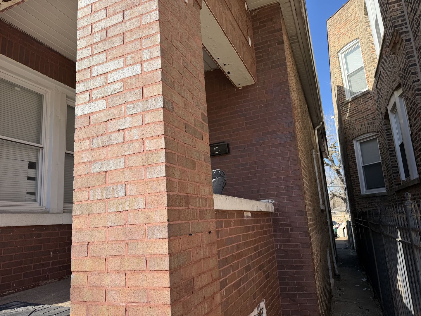 1044 West Marquette Road Chicago IL 60621