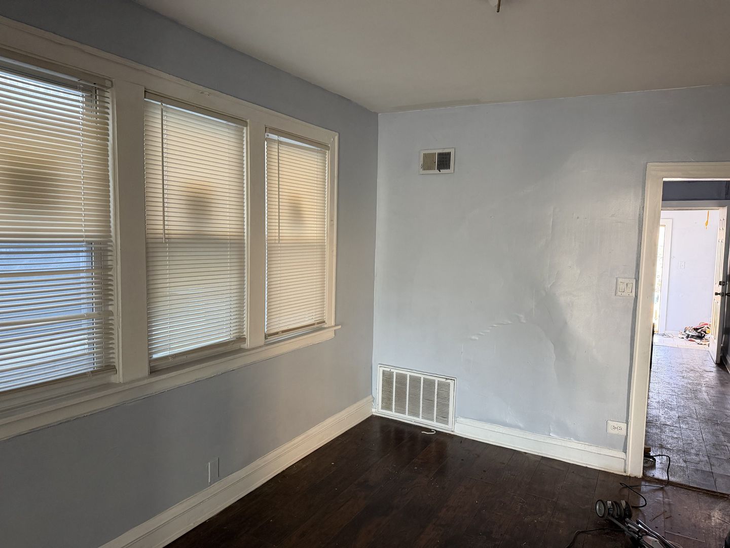 1044 West Marquette Road Chicago IL 60621