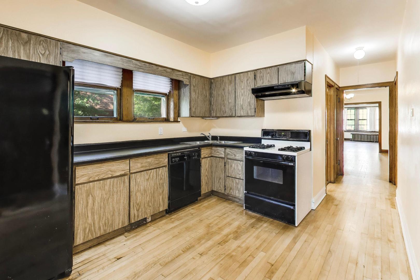 3559 South Seeley Avenue Chicago IL 60609