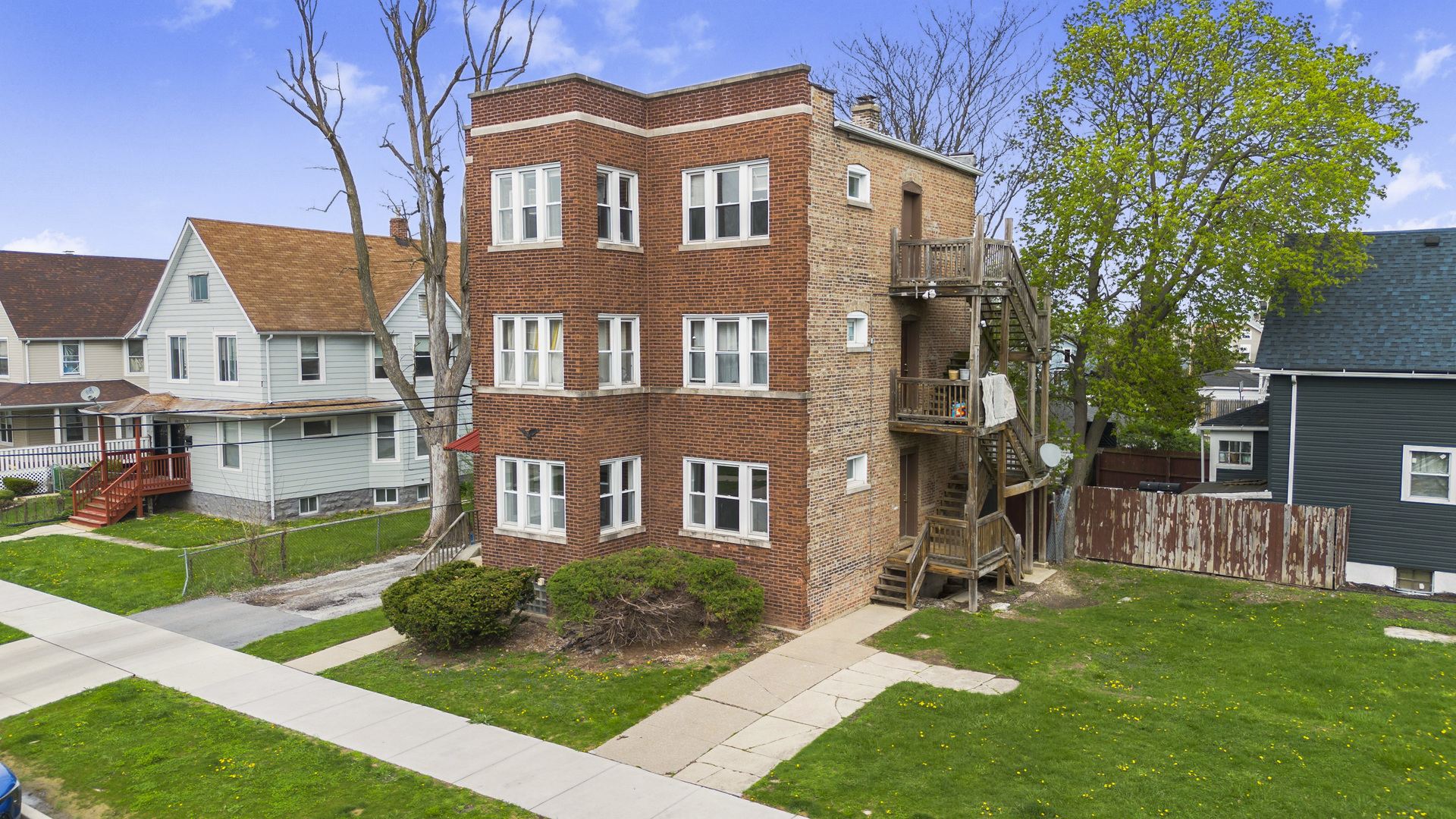 1665 Aberdeen Street Chicago Heights IL 60411