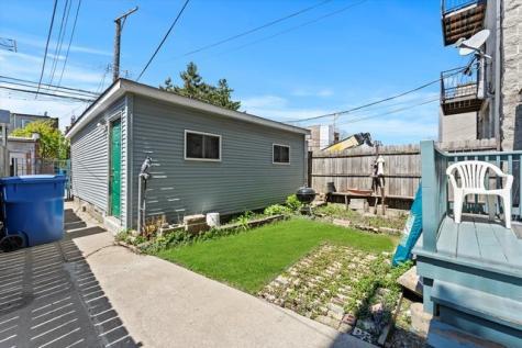 824 North California Avenue Chicago IL 60622