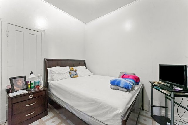 824 North California Avenue Chicago IL 60622
