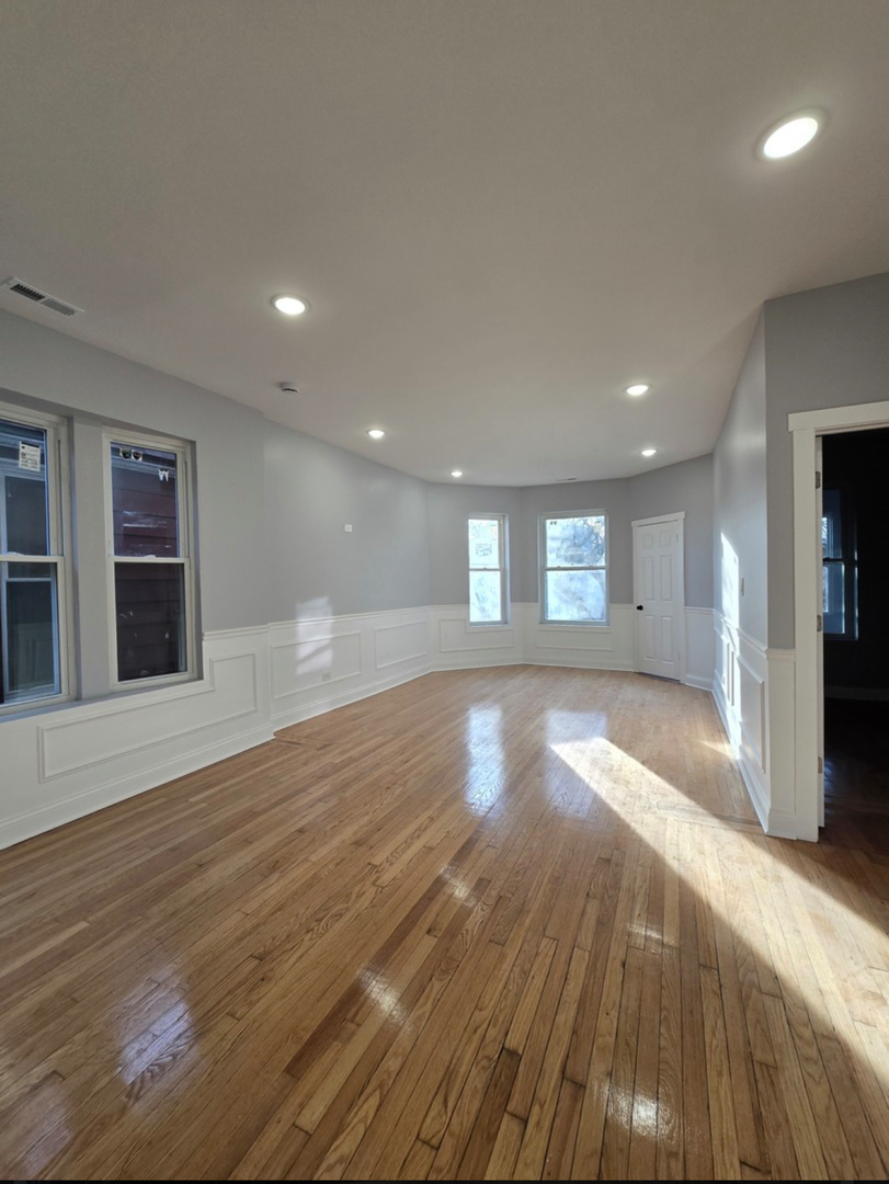 651 North Long Avenue Chicago IL 60644