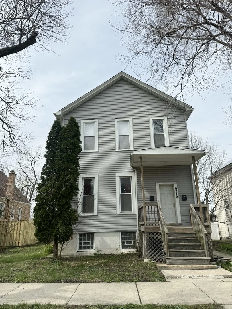 9710 South Genoa Avenue Chicago IL 60643