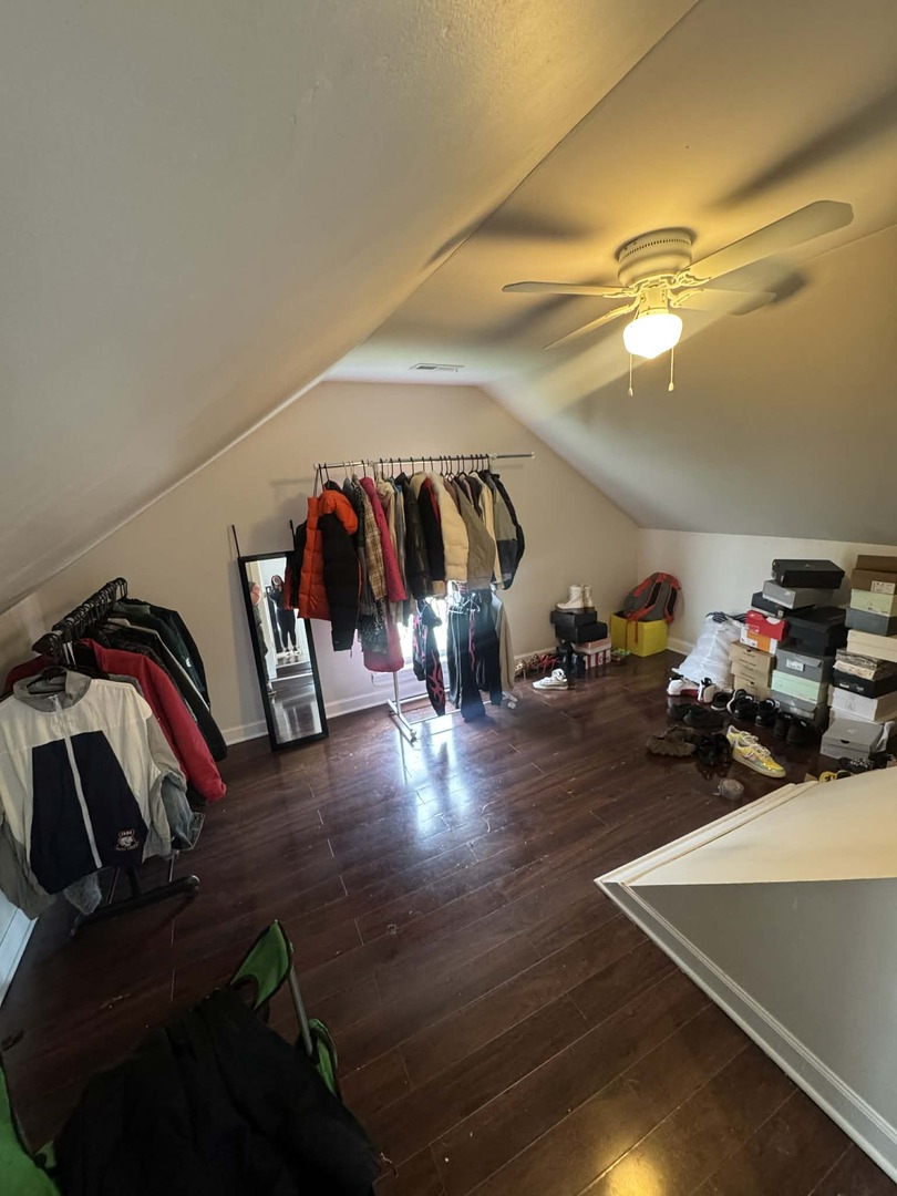 9710 South Genoa Avenue Chicago IL 60643