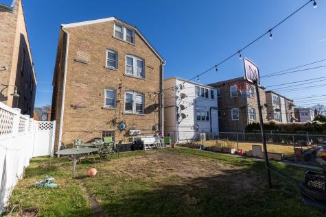 1626 South Home Avenue Berwyn IL 60402