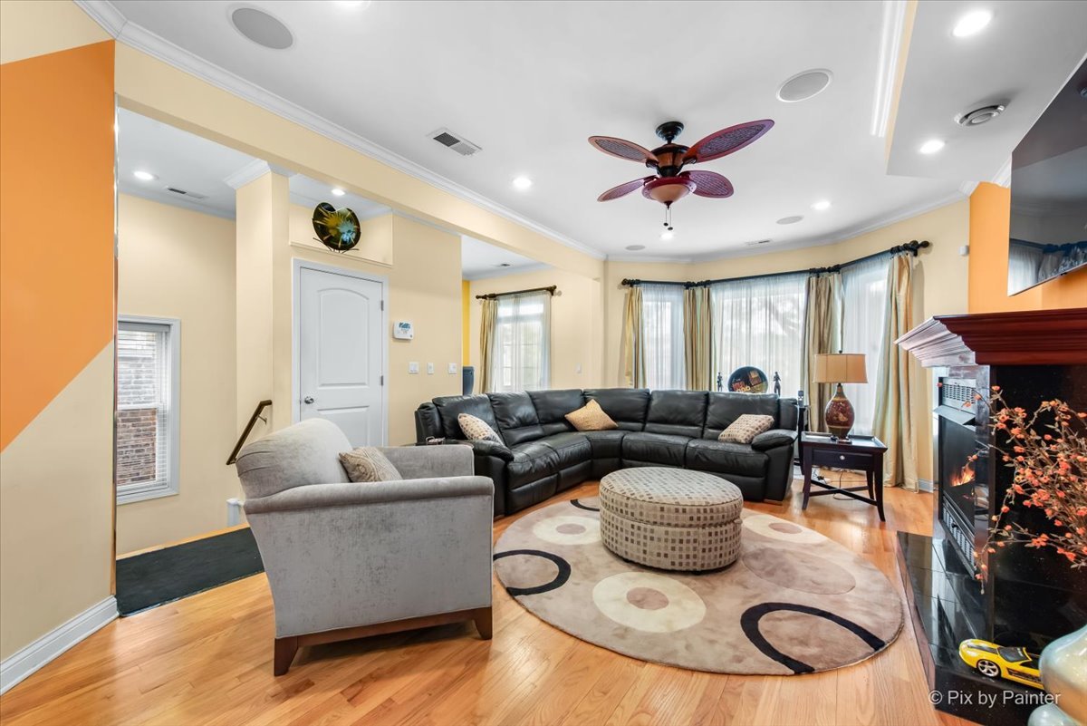 4709 West Washington Boulevard Chicago IL 60644