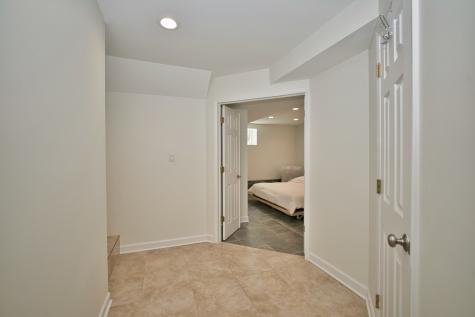 5936 North Melvina Avenue Chicago IL 60646