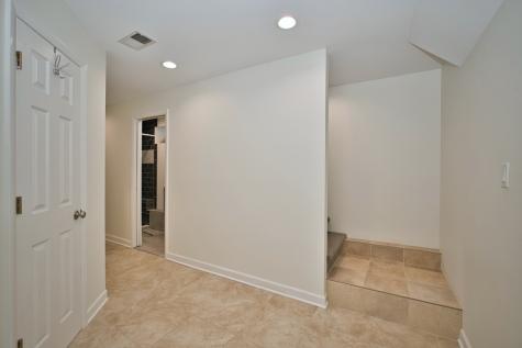 5936 North Melvina Avenue Chicago IL 60646