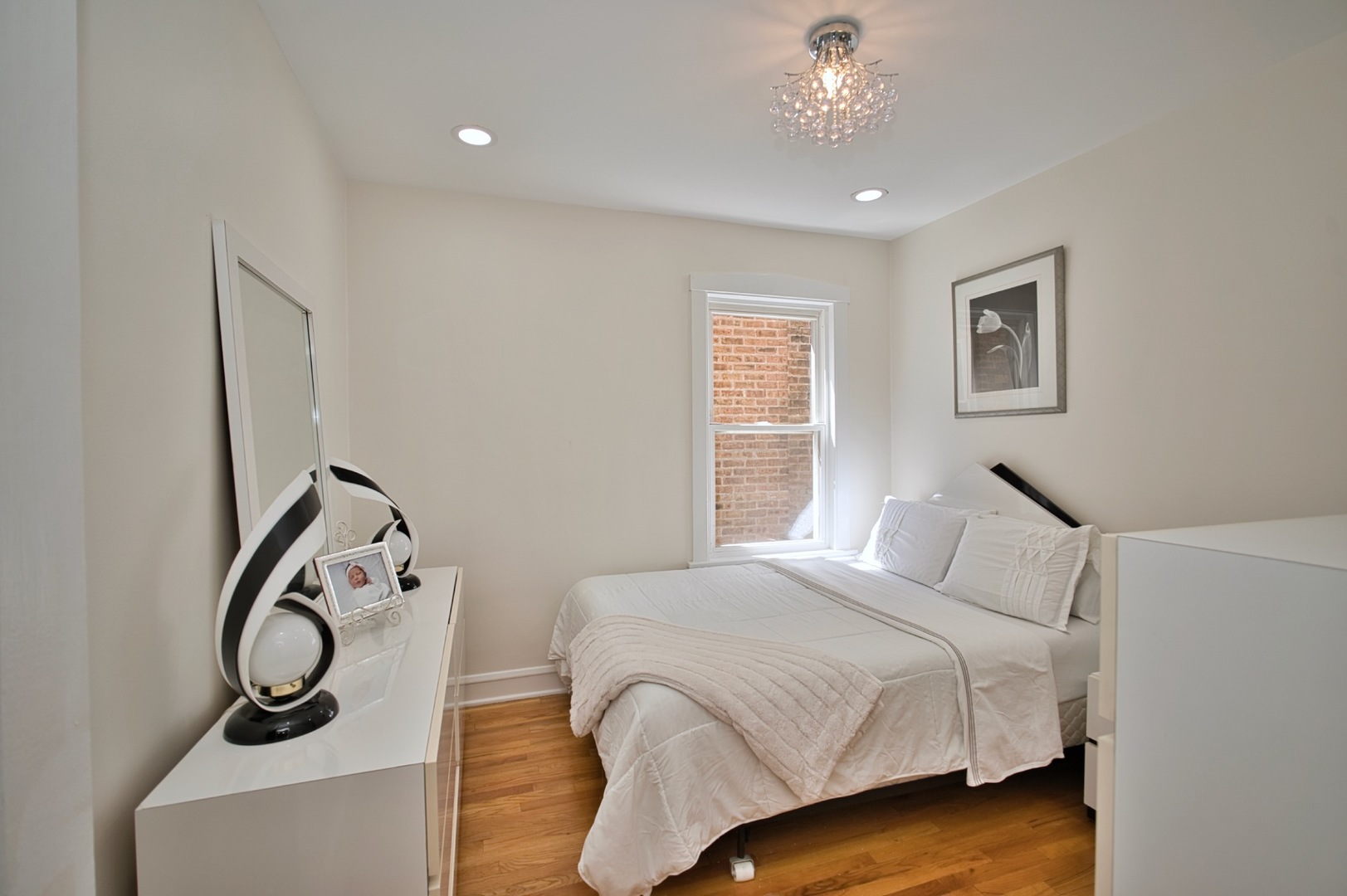 5936 North Melvina Avenue Chicago IL 60646