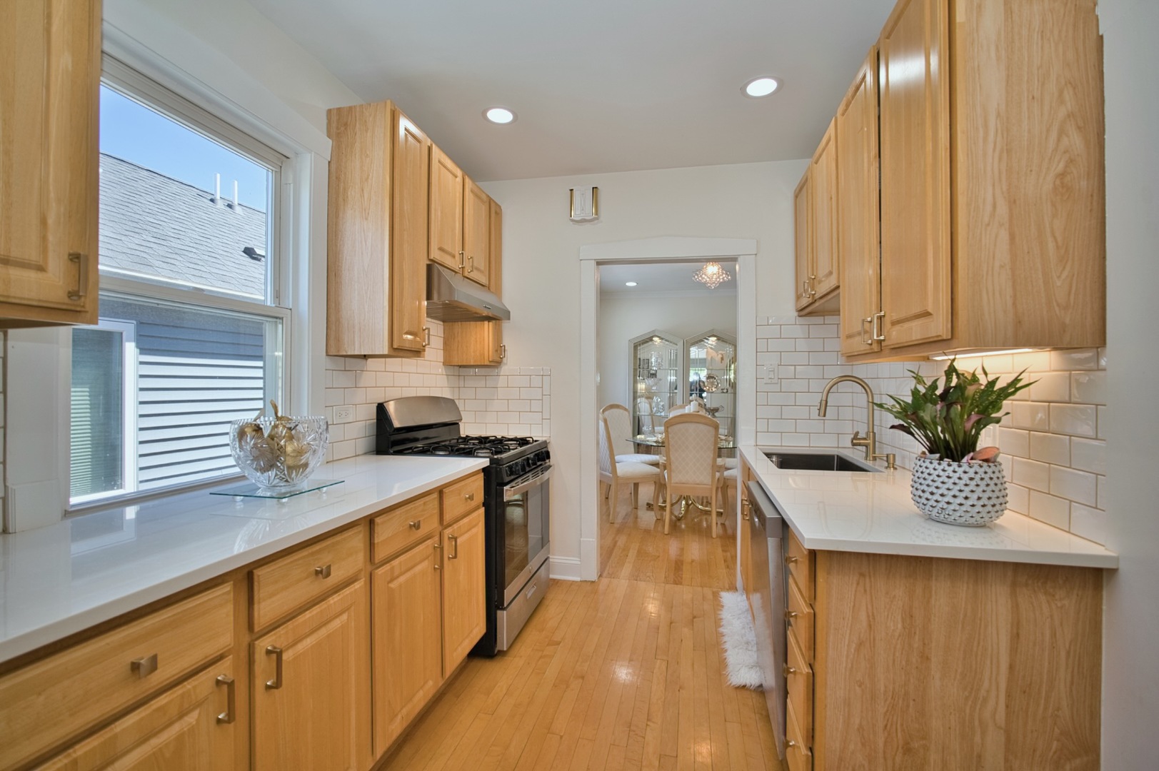 5936 North Melvina Avenue Chicago IL 60646