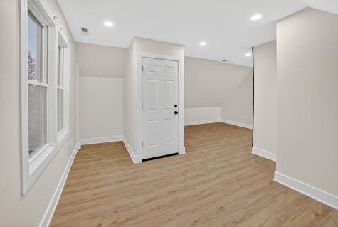 5102 West Belden Street Chicago IL 60639