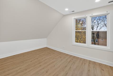 5102 West Belden Street Chicago IL 60639