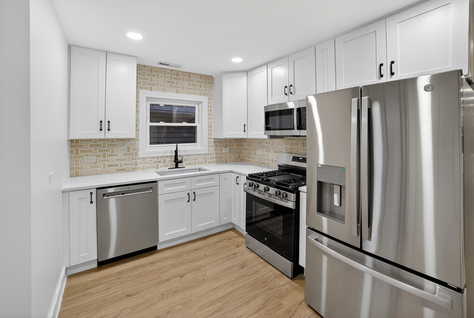 5102 West Belden Street Chicago IL 60639