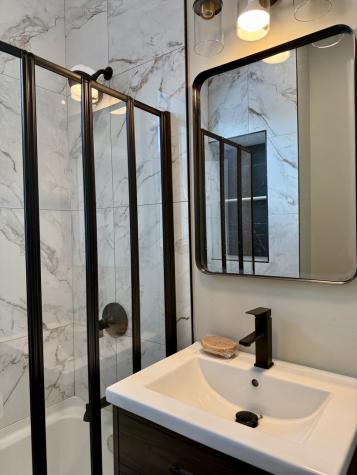 7144 South Saint Lawrence Avenue Chicago IL 60619