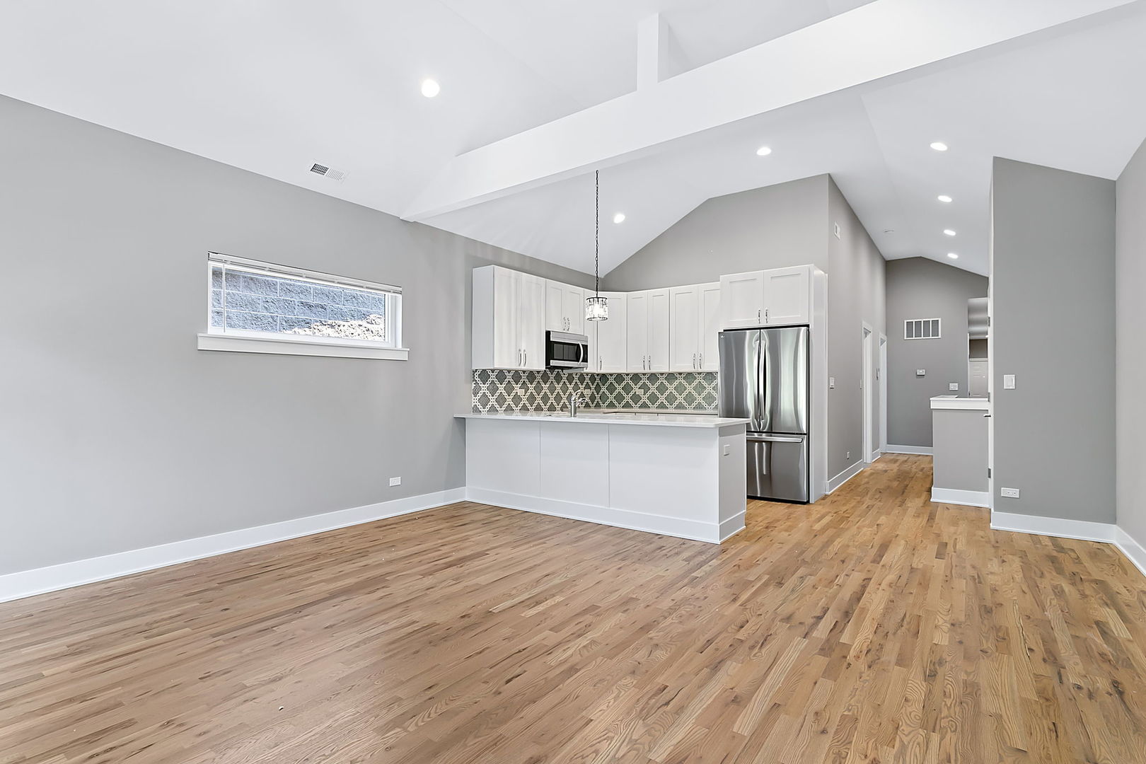 4217 South Indiana Avenue Chicago IL 60653