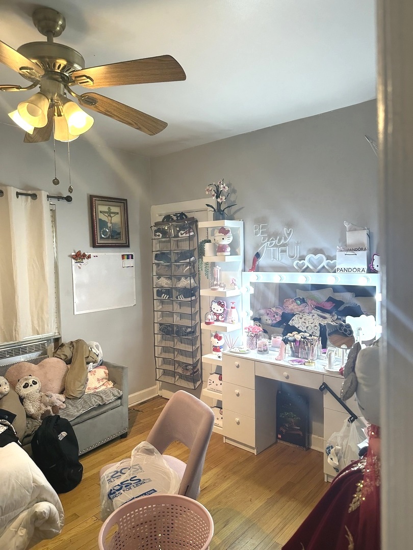 1749 West North Shore Avenue Chicago IL 60626