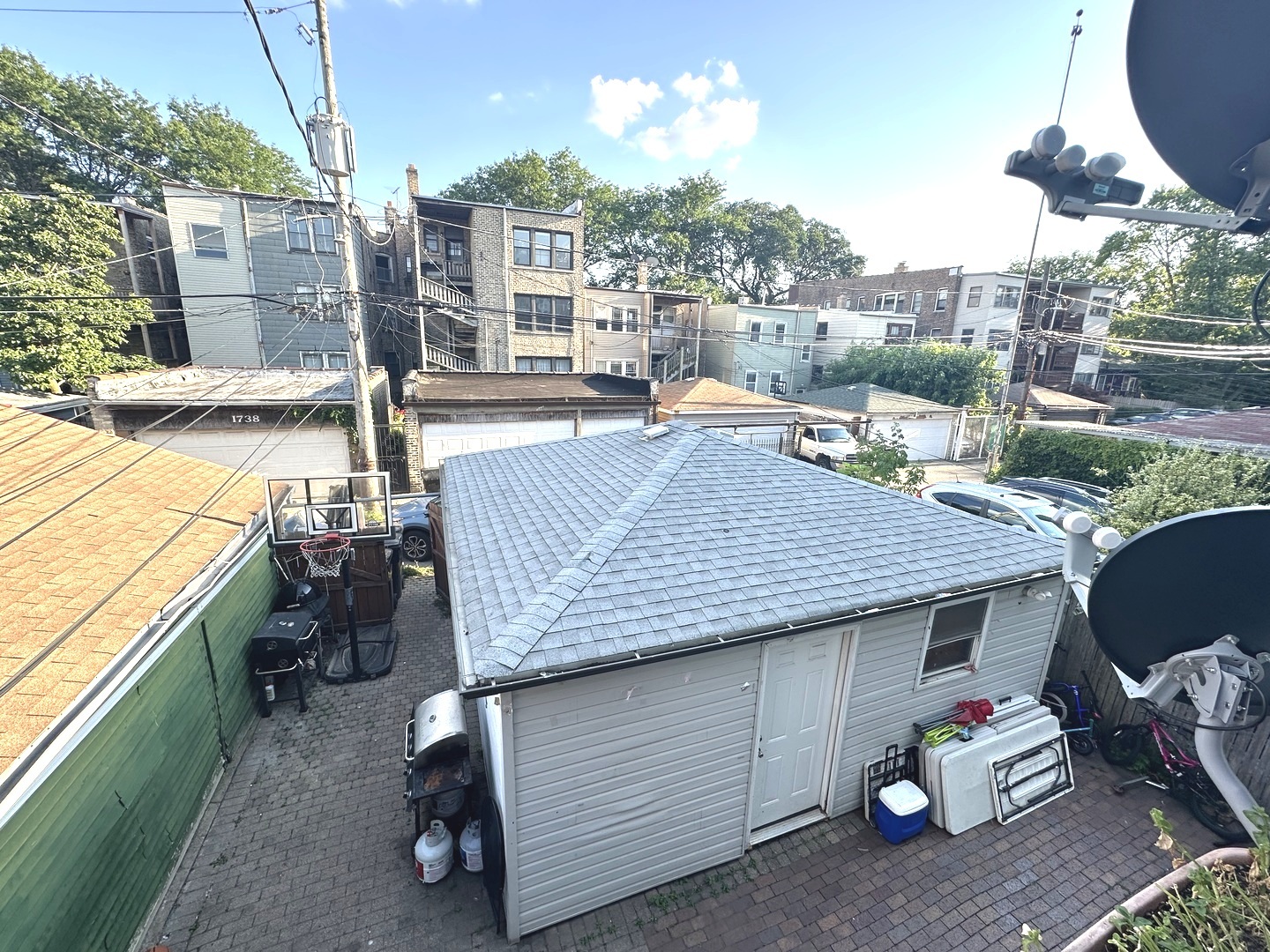 1749 West North Shore Avenue Chicago IL 60626