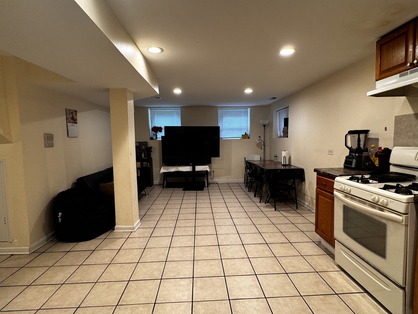 1749 West North Shore Avenue Chicago IL 60626