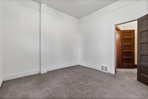 632 East 112th Street Chicago IL 60628