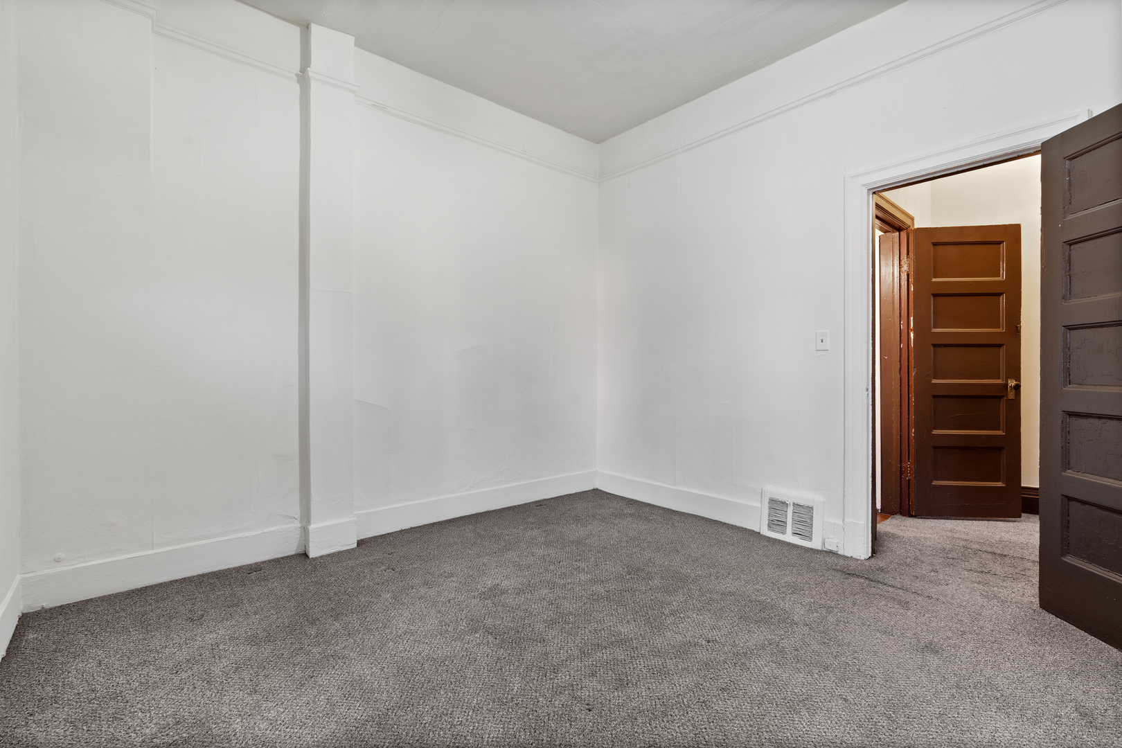 632 East 112th Street Chicago IL 60628