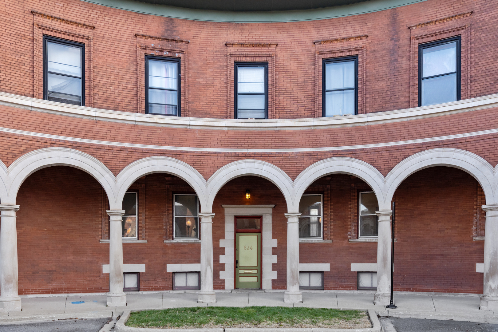 632 East 112th Street Chicago IL 60628