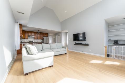 1024 West 18th Place Chicago IL 60608