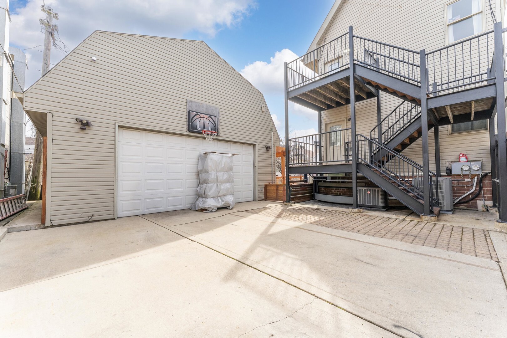 1024 West 18th Place Chicago IL 60608