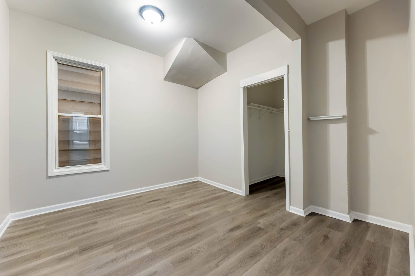 7728 South Maryland Avenue Chicago IL 60619