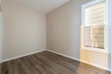 7728 South Maryland Avenue Chicago IL 60619