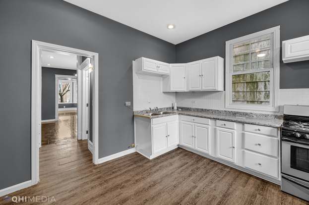 6822 South Langley Avenue Chicago IL 60637