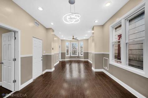 6822 South Langley Avenue Chicago IL 60637