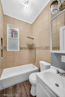 6822 South Langley Avenue Chicago IL 60637