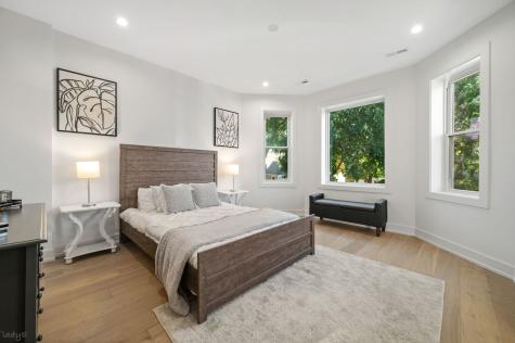 3941 North Spaulding Avenue Chicago IL 60618