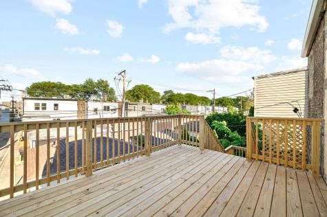 3941 North Spaulding Avenue Chicago IL 60618