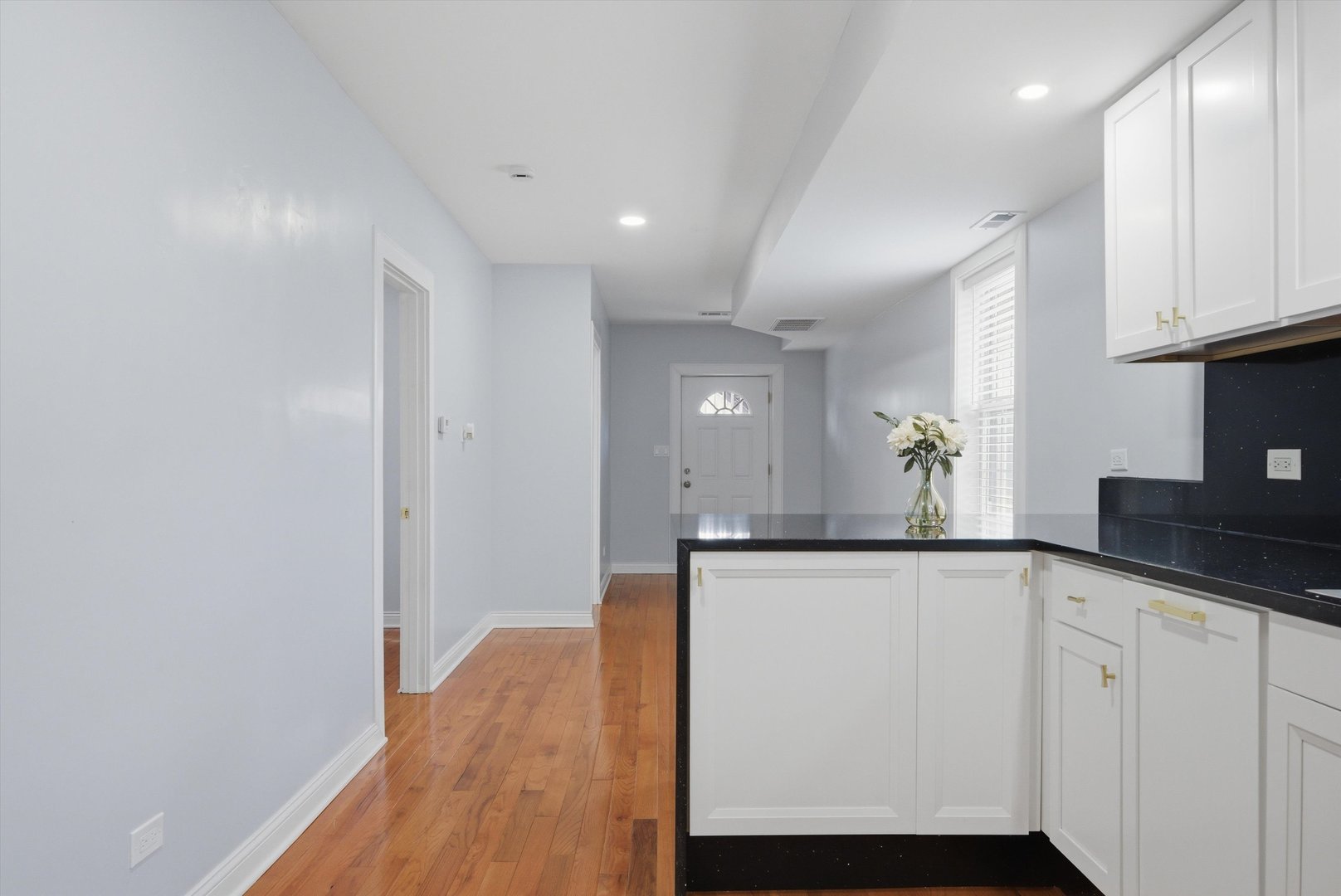 6145 West 54th Street Chicago IL 60638