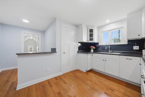 6145 West 54th Street Chicago IL 60638