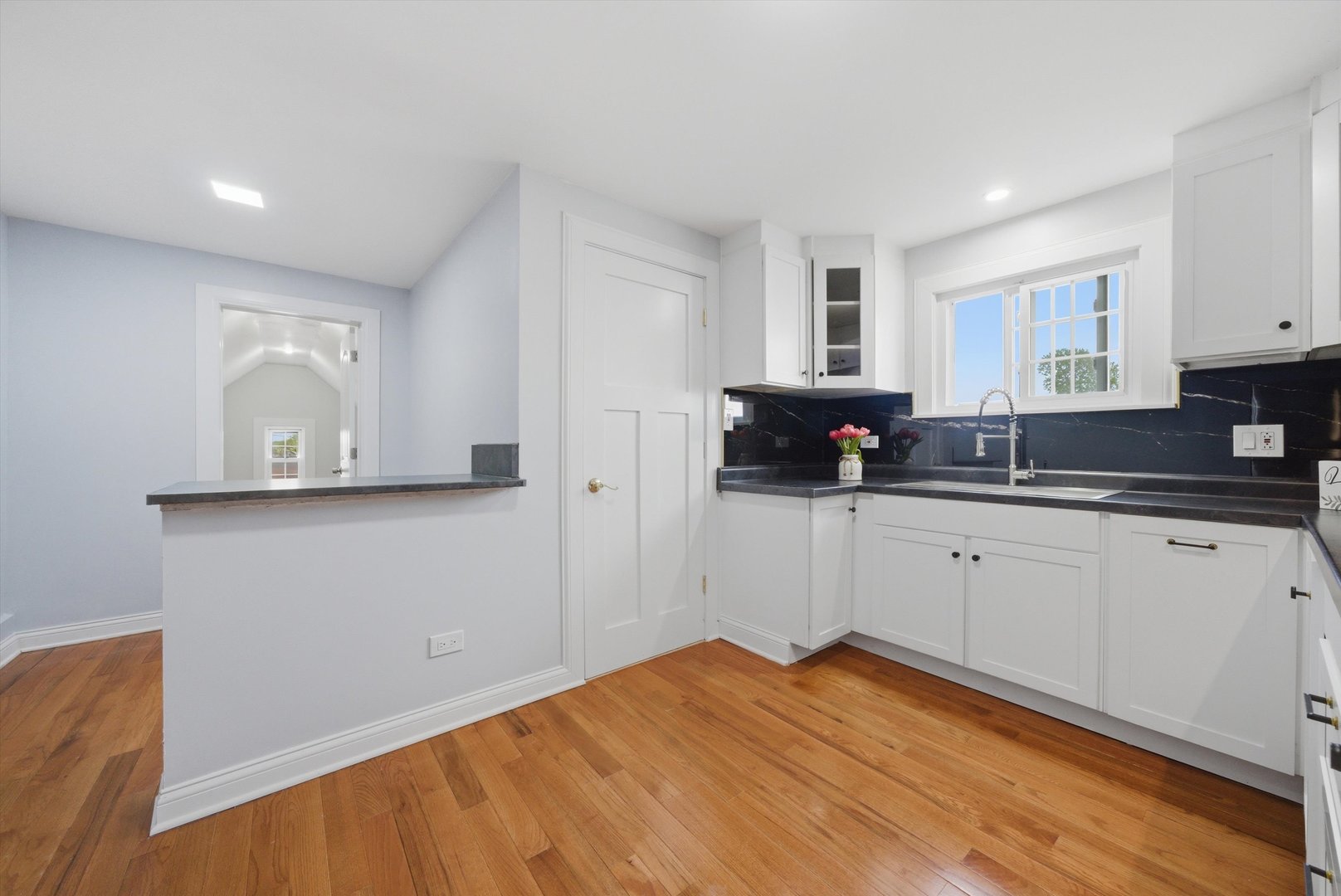 6145 West 54th Street Chicago IL 60638