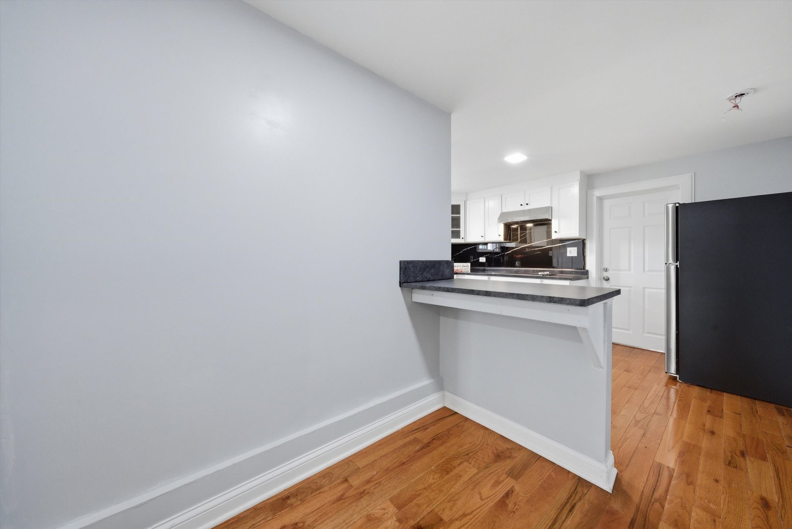 6145 West 54th Street Chicago IL 60638